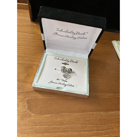 Sterling Silver Individuality Beads Charm Set of 3 - #1 Mom NEW - Picture 2 of 3